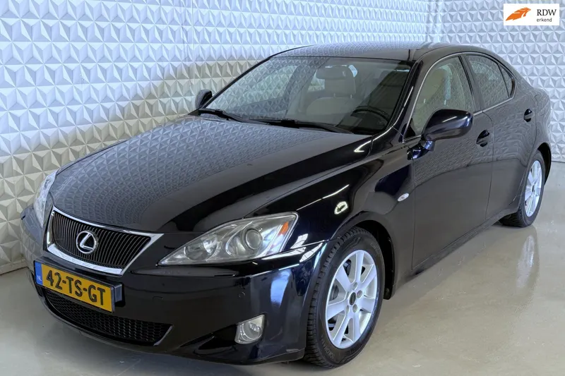 Lexus IS (2007)