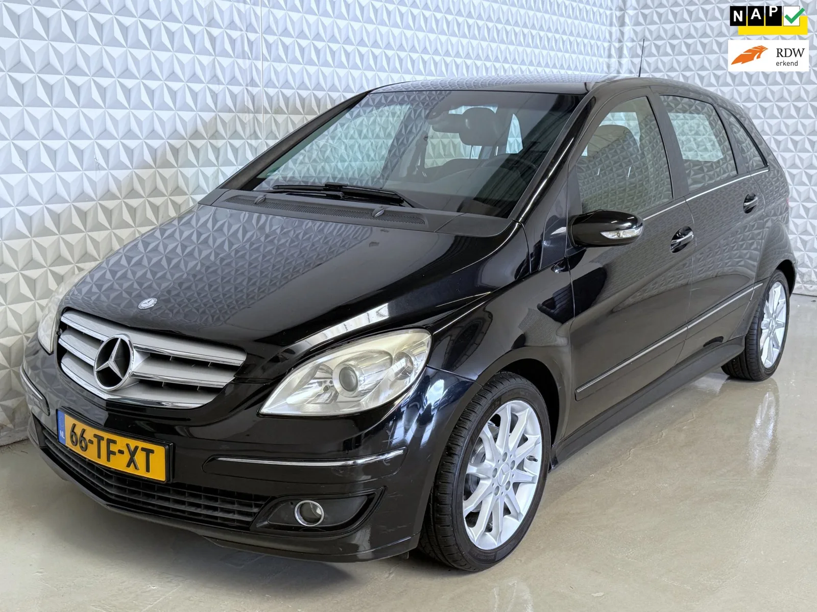 Mercedes-Benz B-Klasse (2006) — foto 1