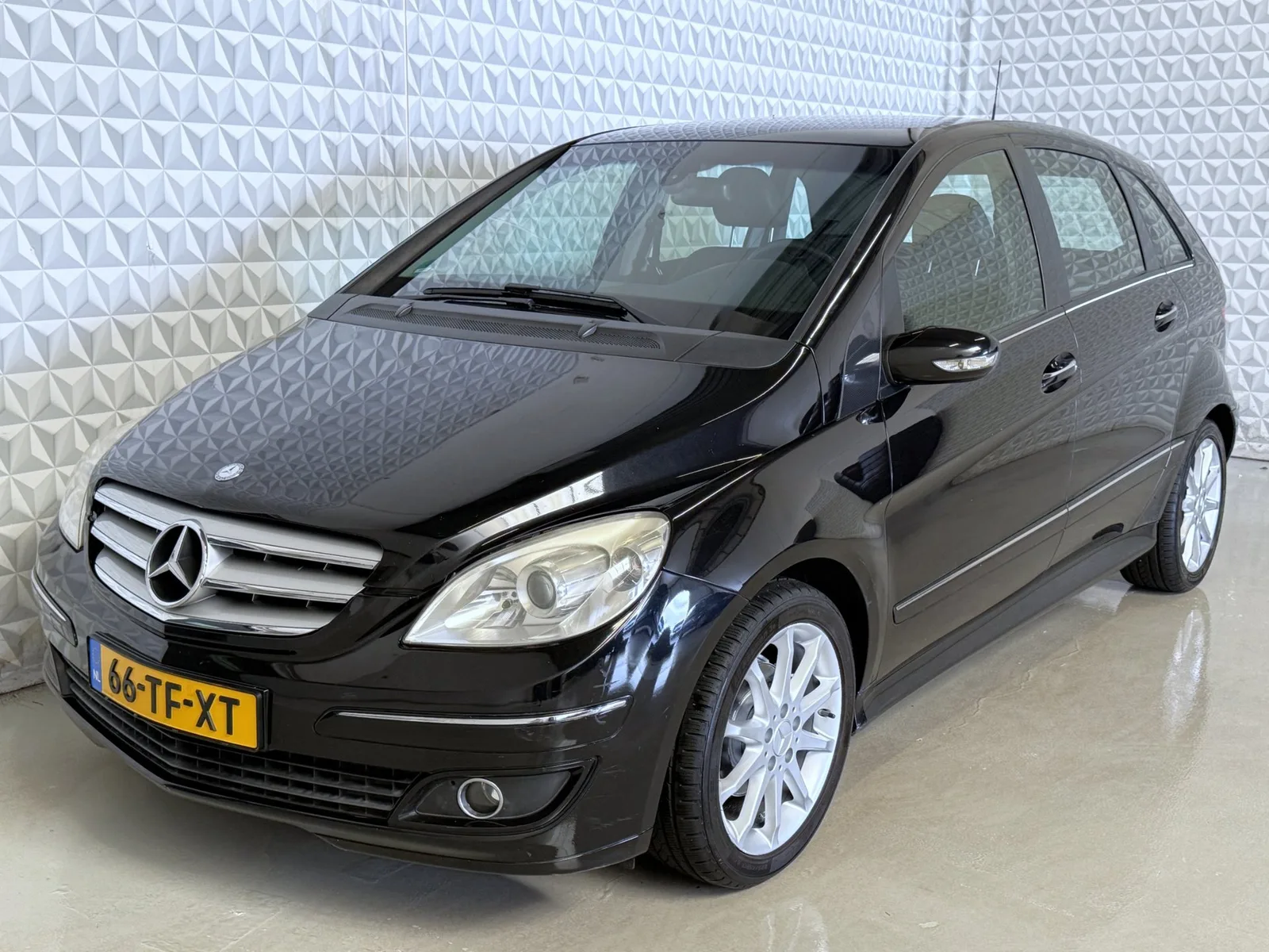 Mercedes-Benz B-Klasse (2006) — foto 1