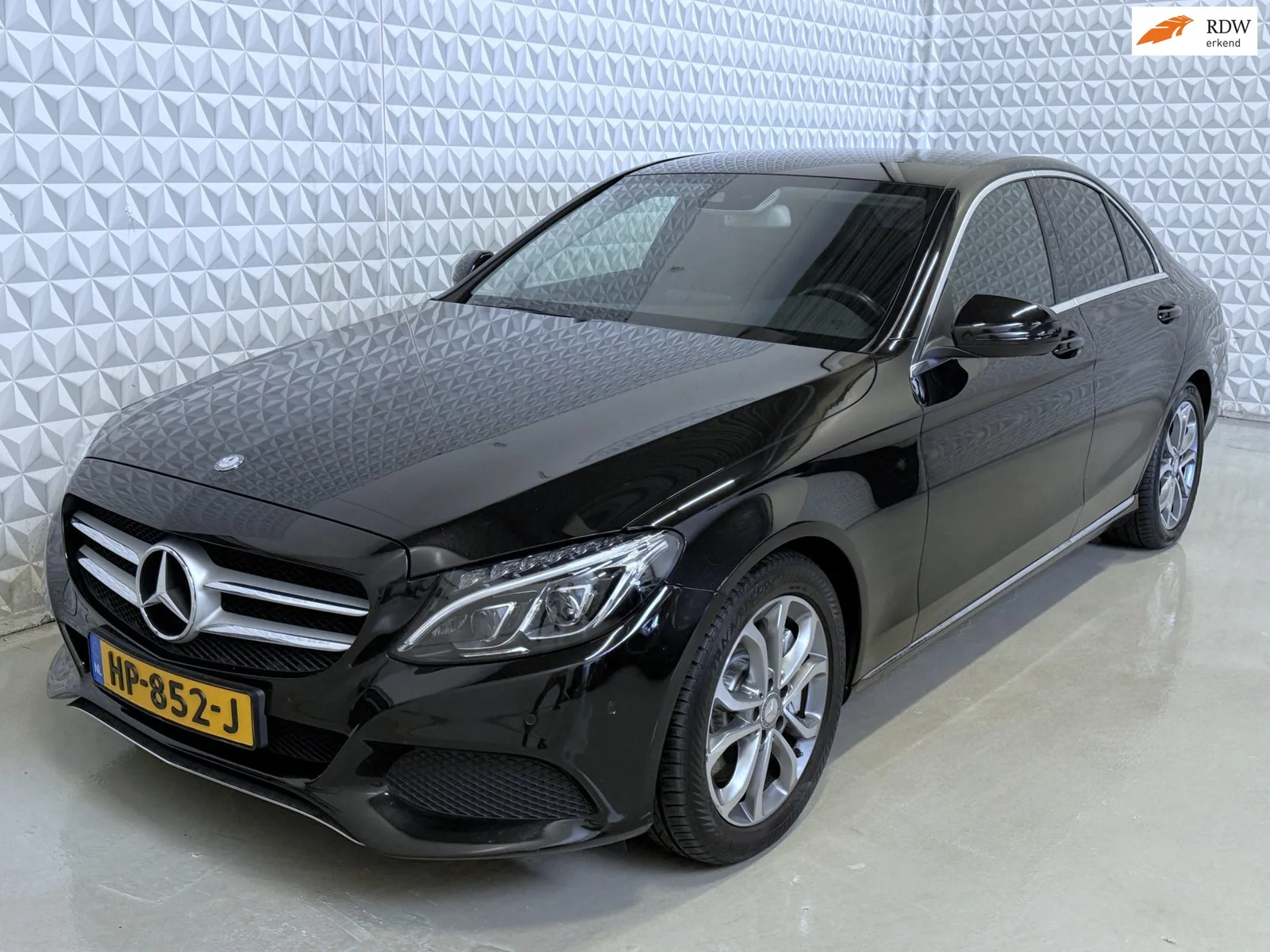 Mercedes-Benz C-Klasse (2015) — foto 1