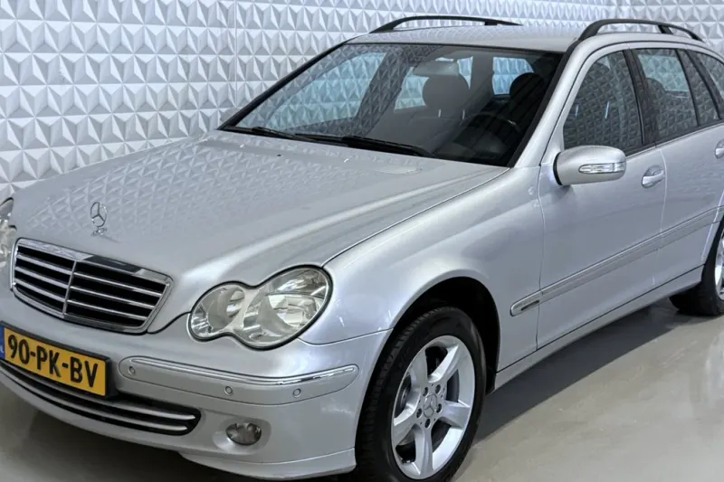 Mercedes-Benz C-Klasse (2004)