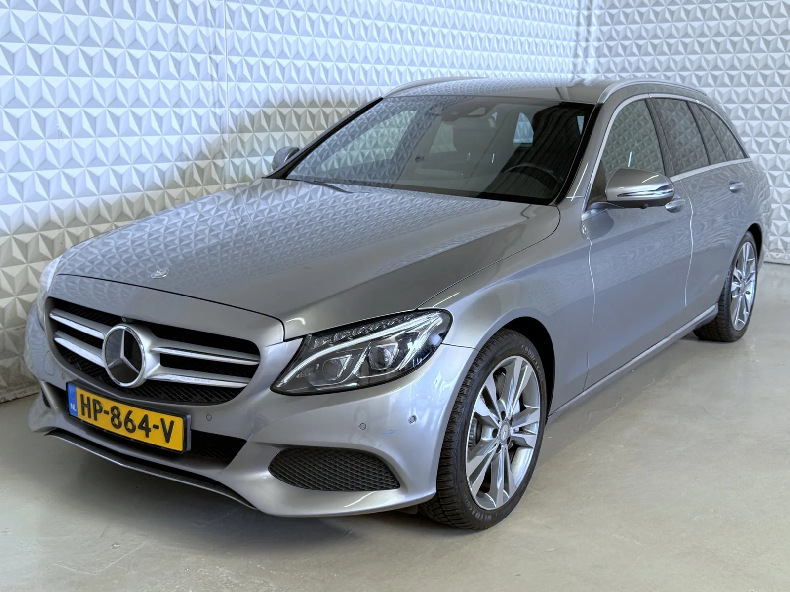 Mercedes-Benz C-Klasse (2015) — foto 1