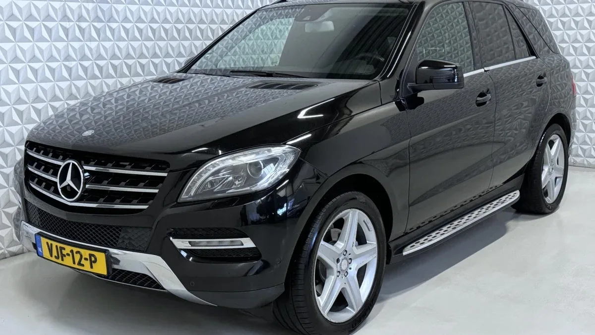 Mercedes-Benz ML-Klasse (2012) — foto 1
