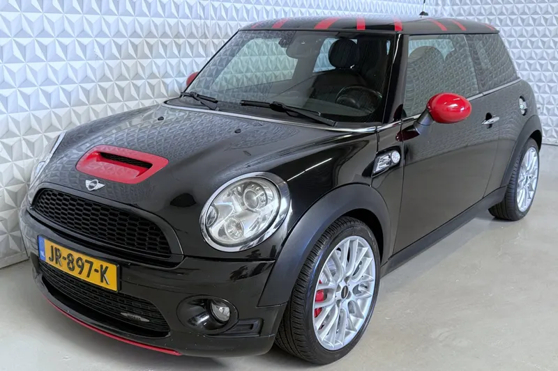 MINI 3-Deurs (2010)