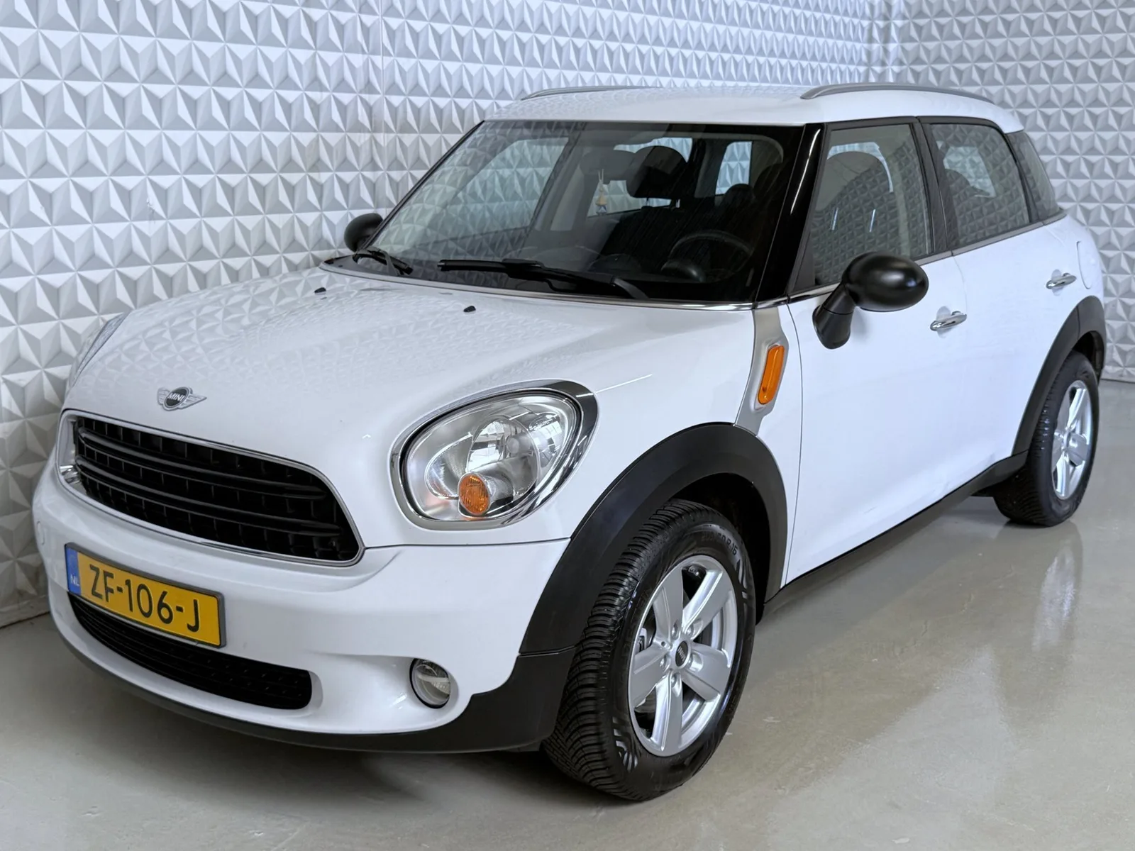 MINI Countryman (2014) — foto 1