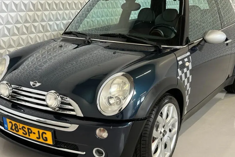 MINI Mini (2006)