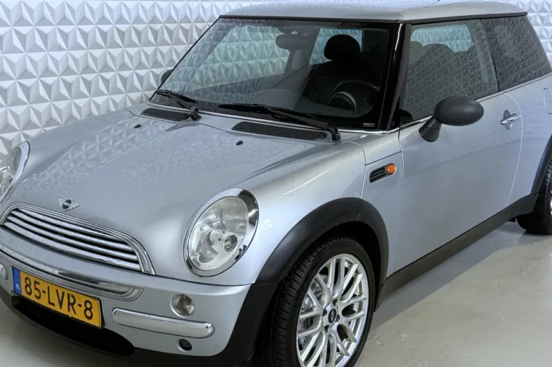 MINI Mini (2004)