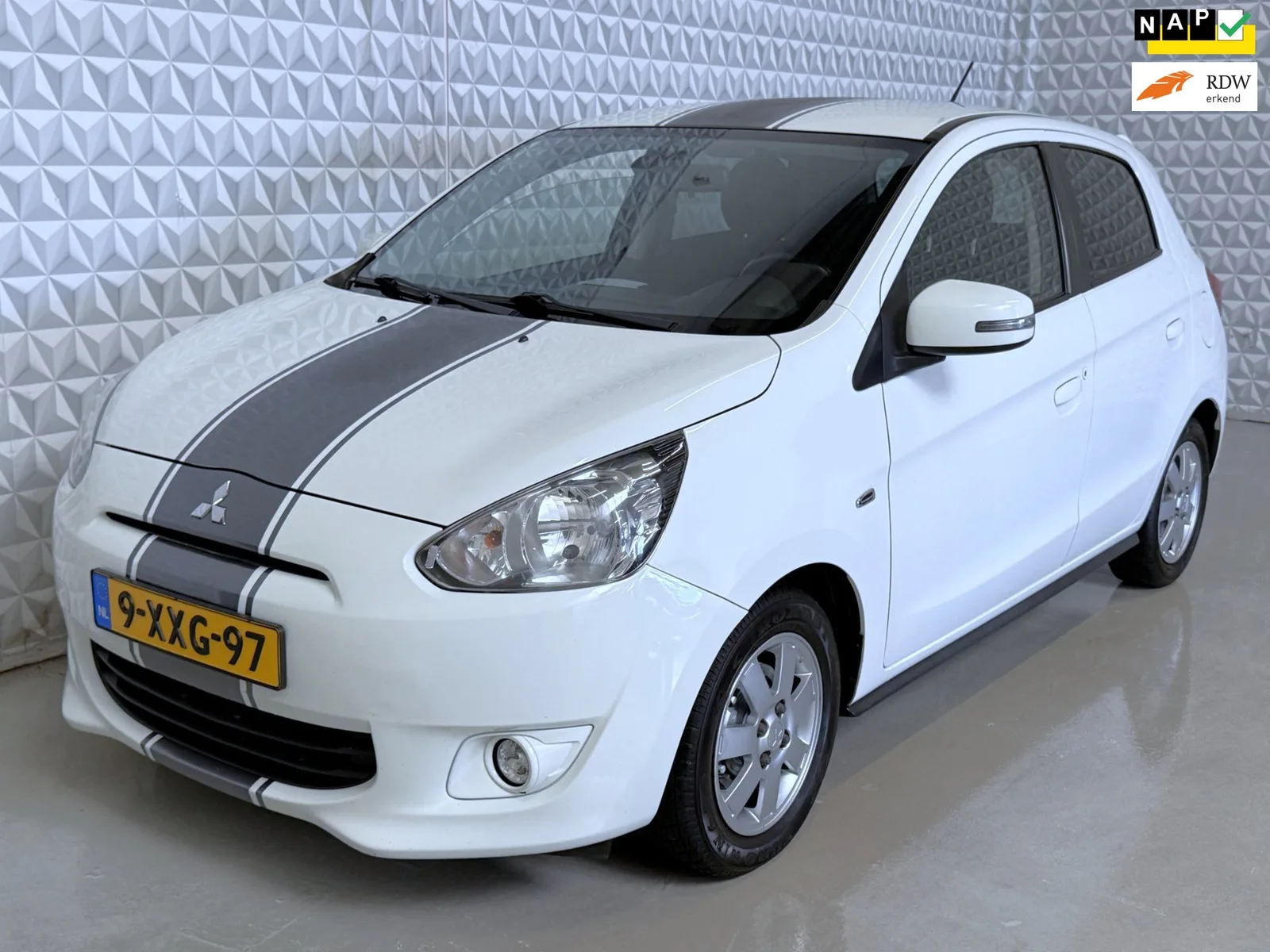 Mitsubishi Space Star (2014) — foto 1