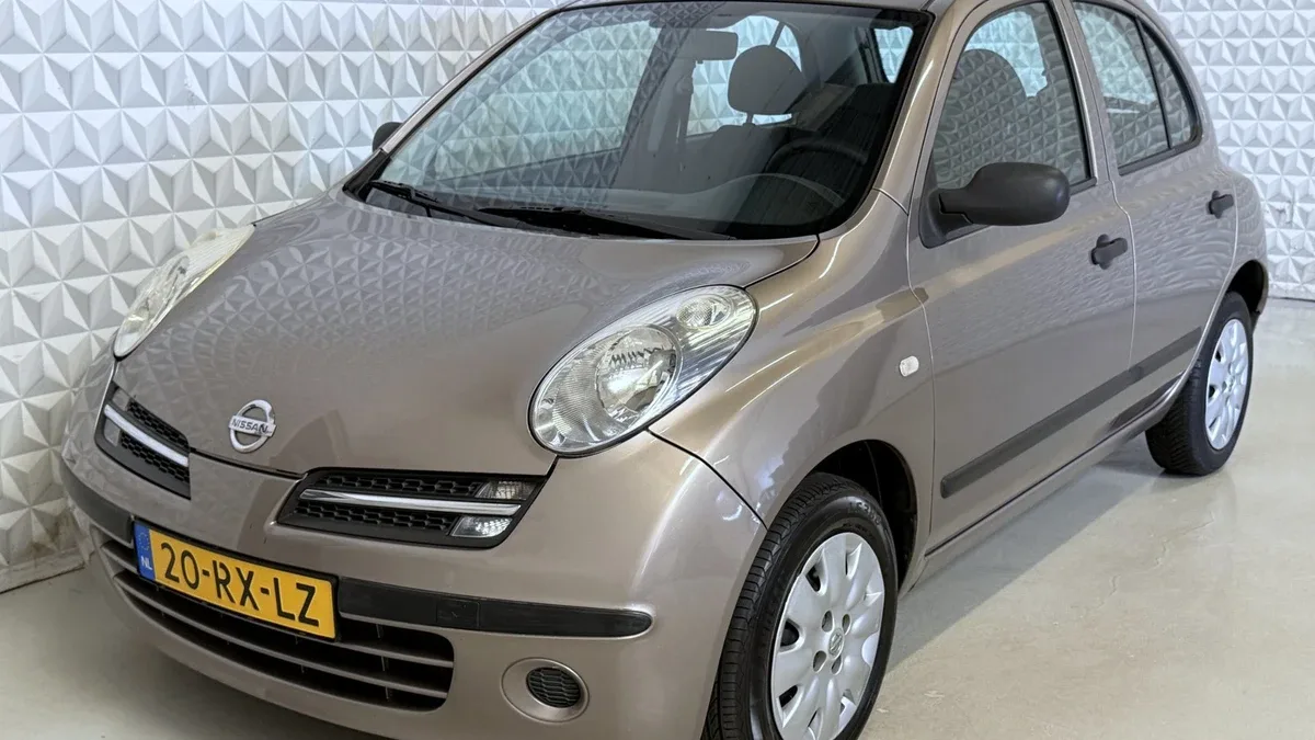 Nissan Micra (2005) — foto 1