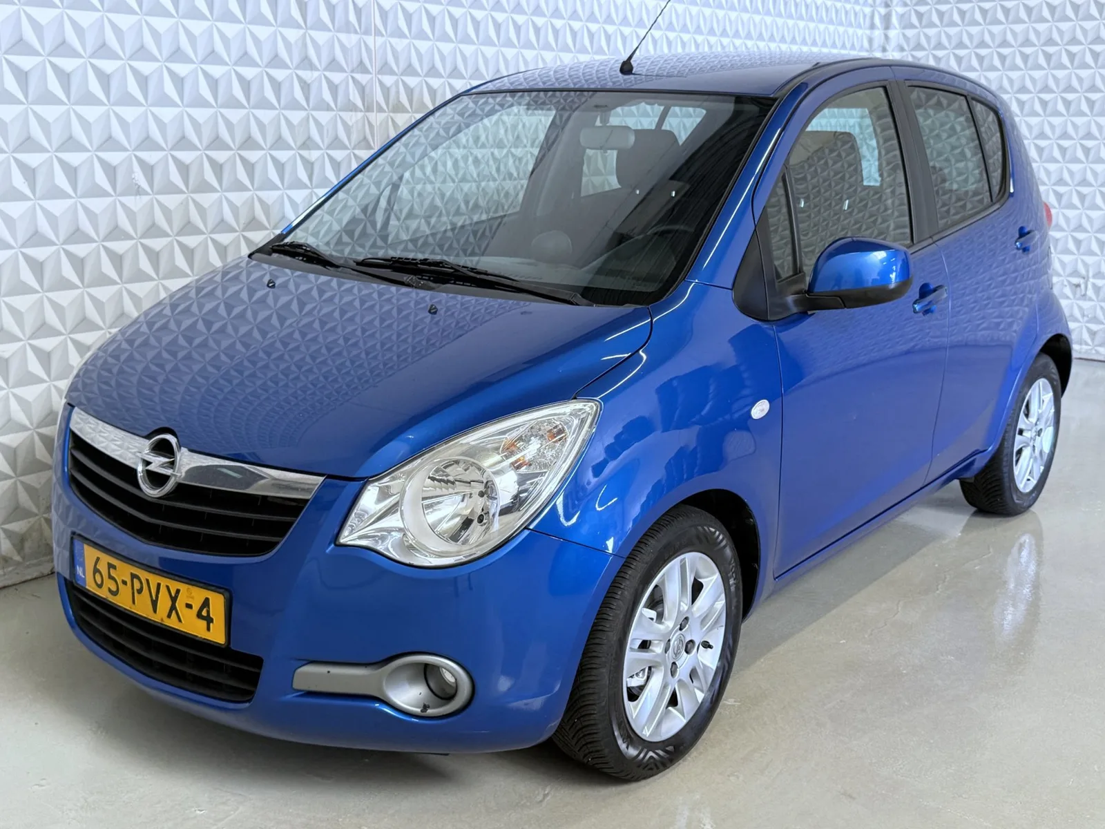 Opel Agila (2011) — foto 1