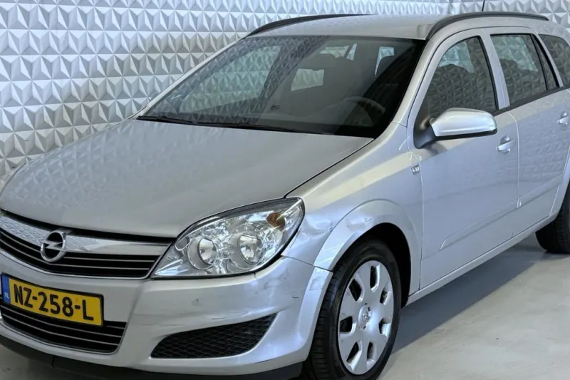 Opel Astra (2007)