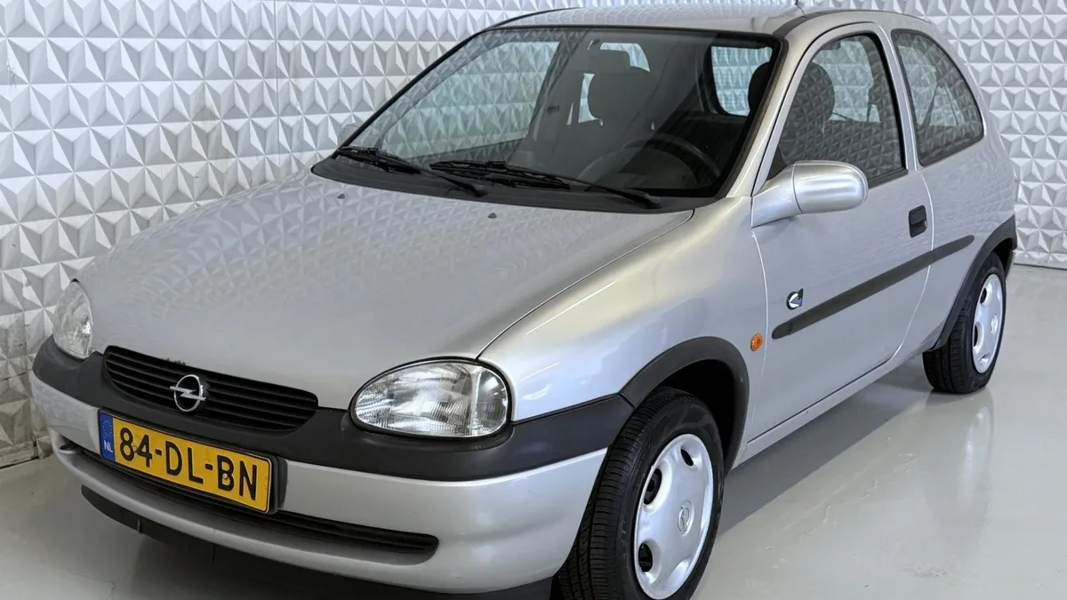 Opel Corsa (1999) — foto 1