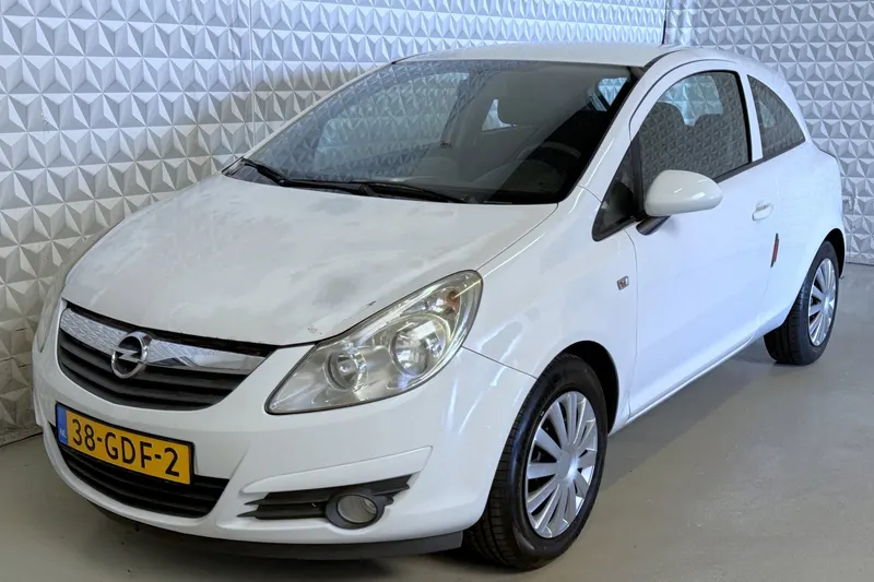 Opel Corsa (2008)