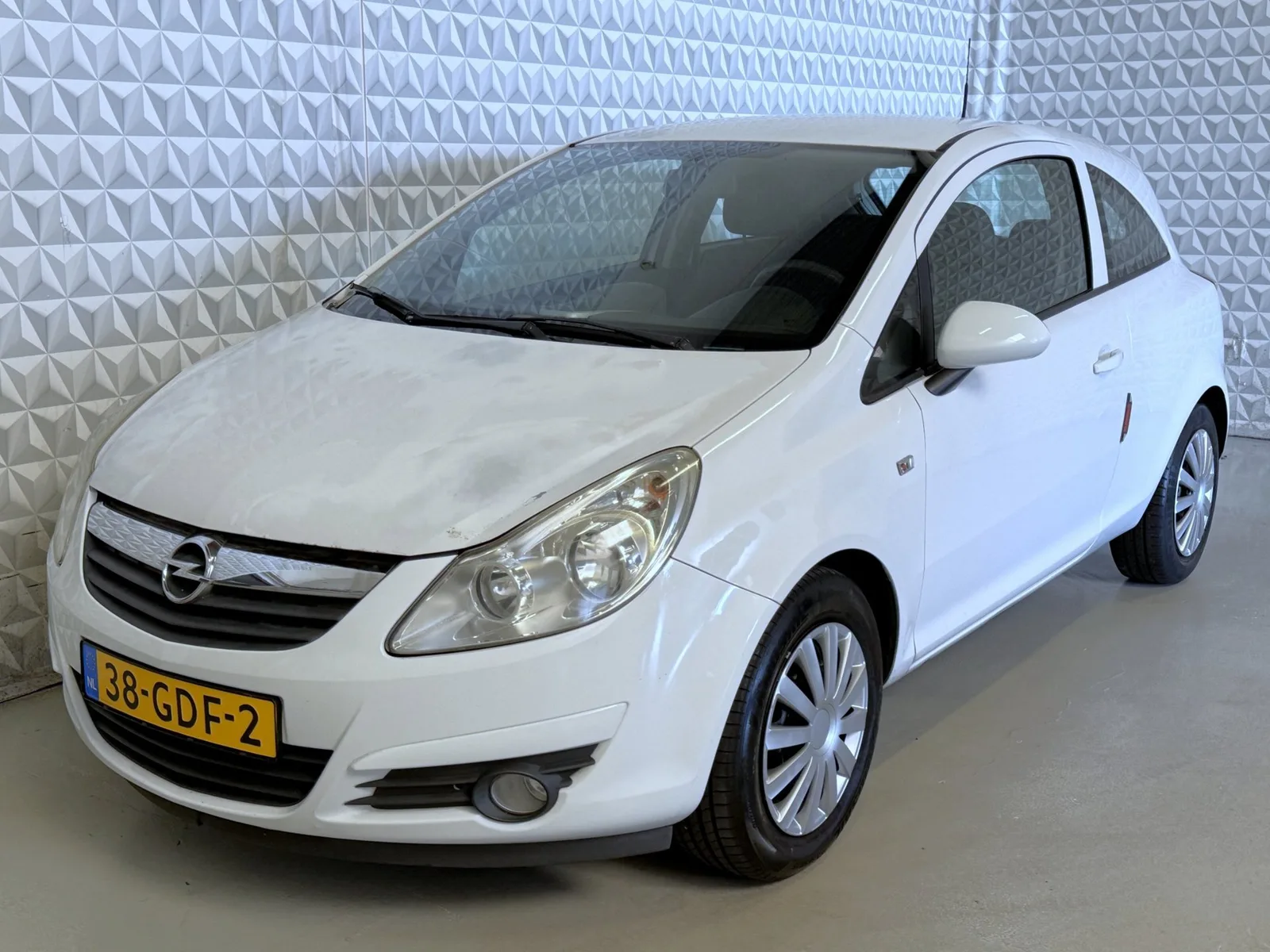 Opel Corsa (2008) — foto 1