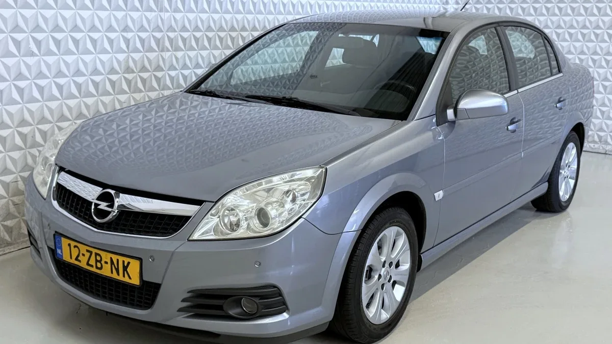 Opel Vectra (2007) — foto 1