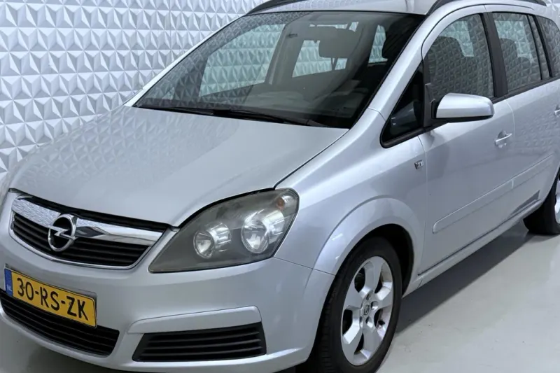 Opel Zafira (2005)