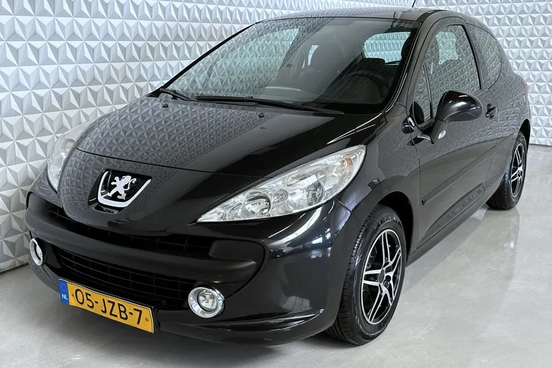 Peugeot 207 (2009)