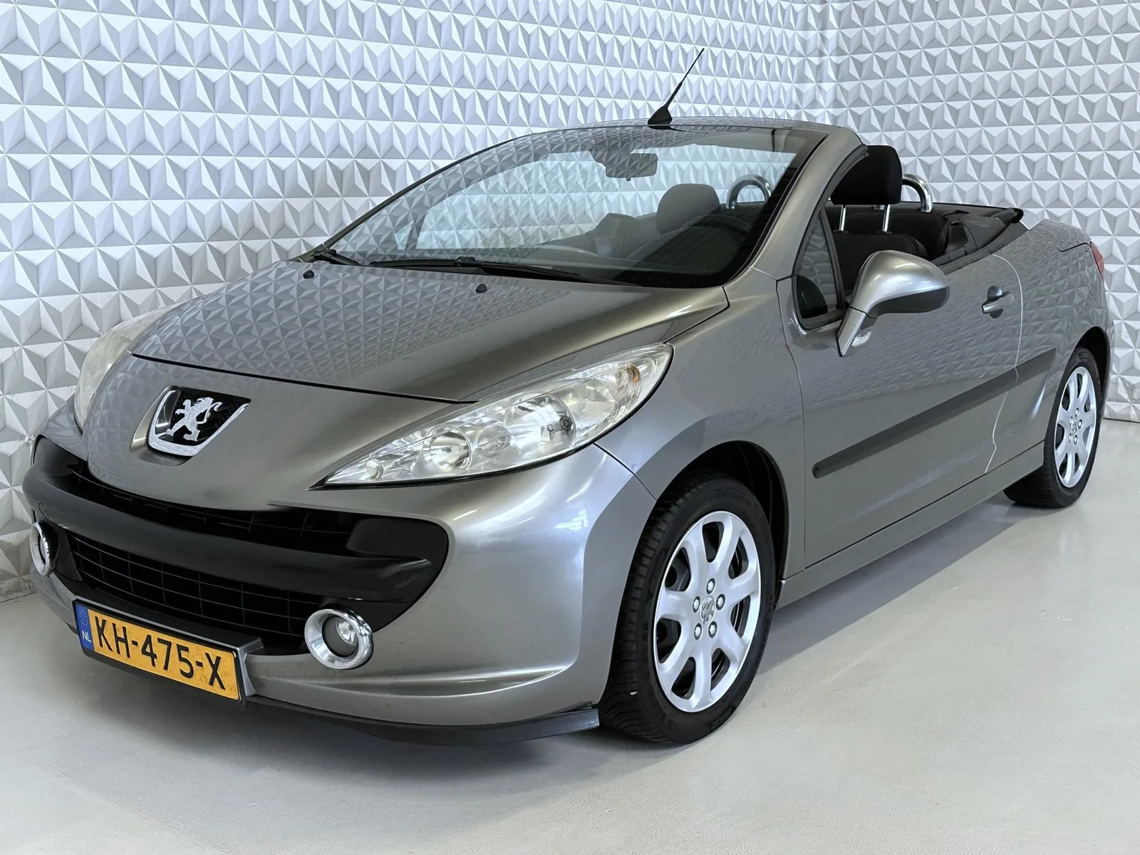 Peugeot 207 (2008) — foto 1