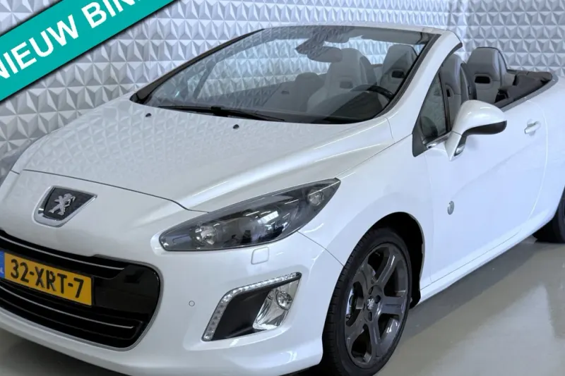 Peugeot 308 (2012)