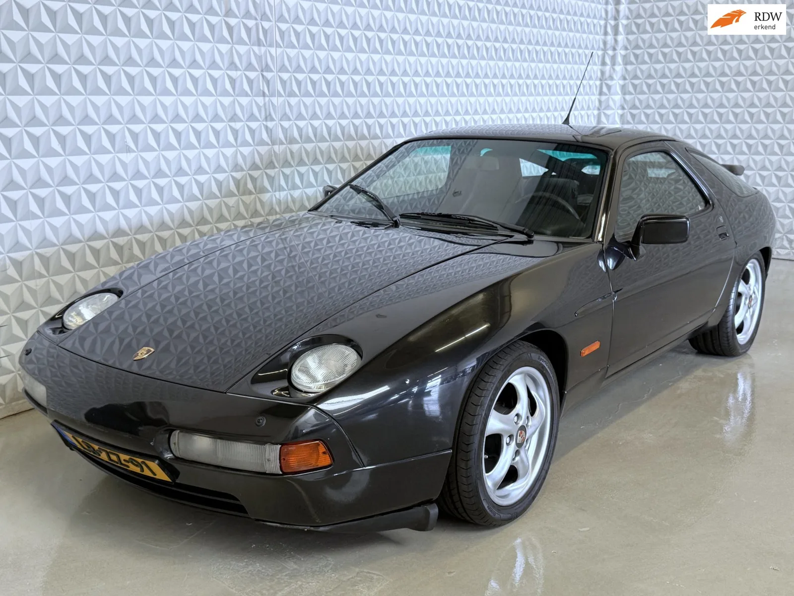 Porsche 928 (0) — foto 1