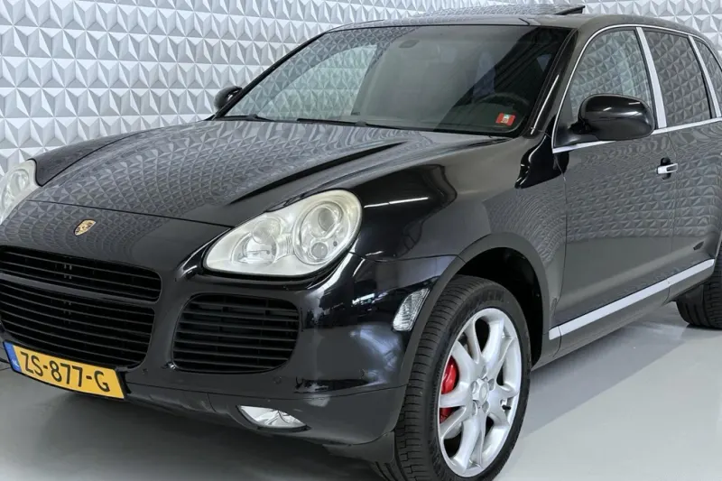 Porsche Cayenne (2003)