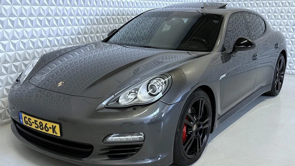 Porsche Panamera (2012) — foto 1