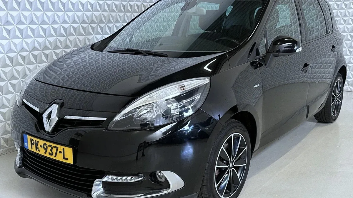 Renault Scénic (2013) — foto 1