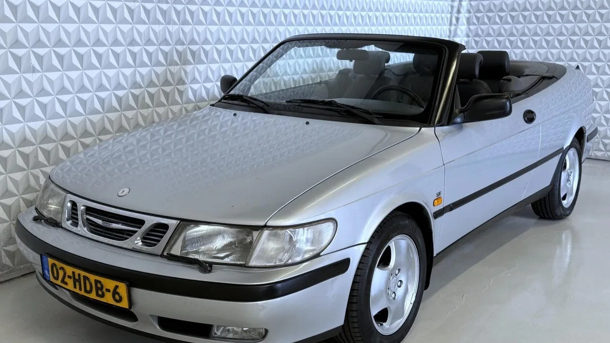 Saab 9-3 (1999) — foto 1