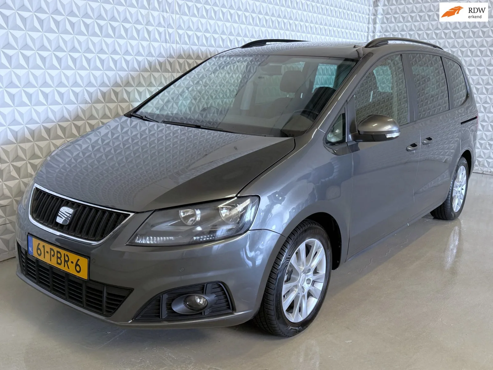 SEAT Alhambra (2011) — foto 1