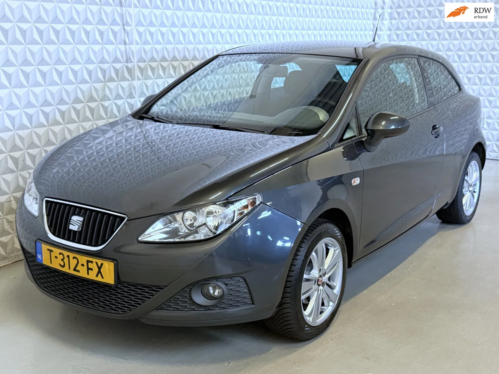 SEAT Ibiza (2009) — foto 1