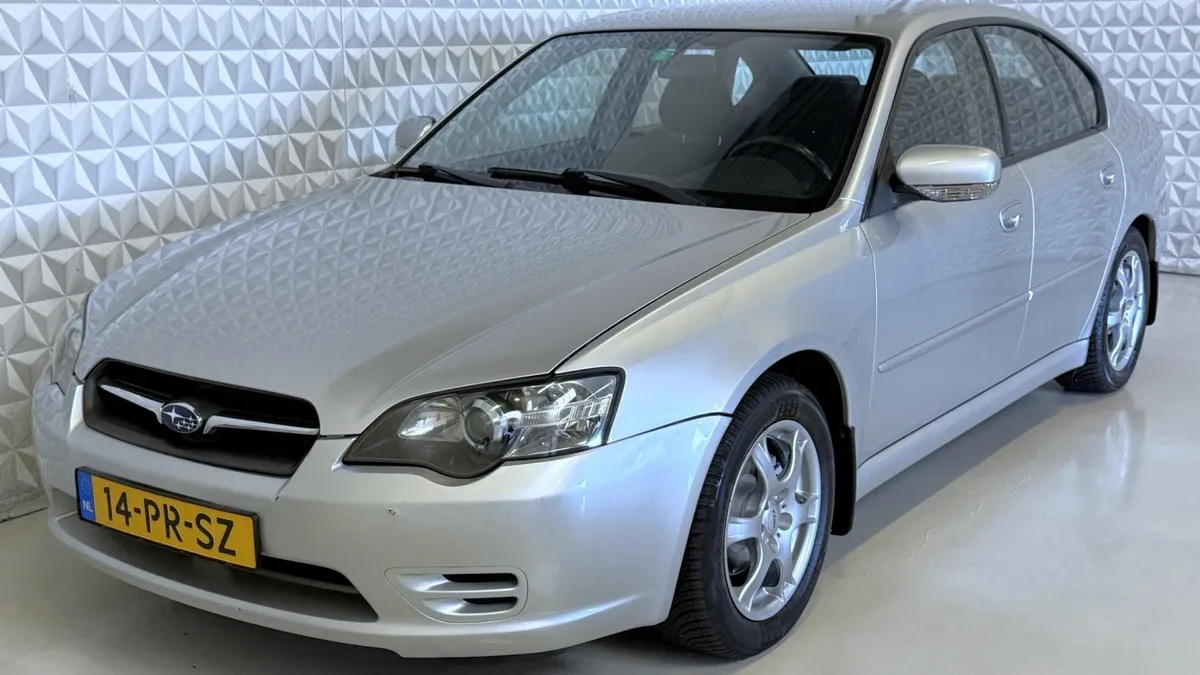 Subaru Legacy (2004) — foto 1