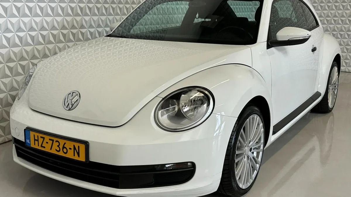 Volkswagen Beetle (2014) — foto 1