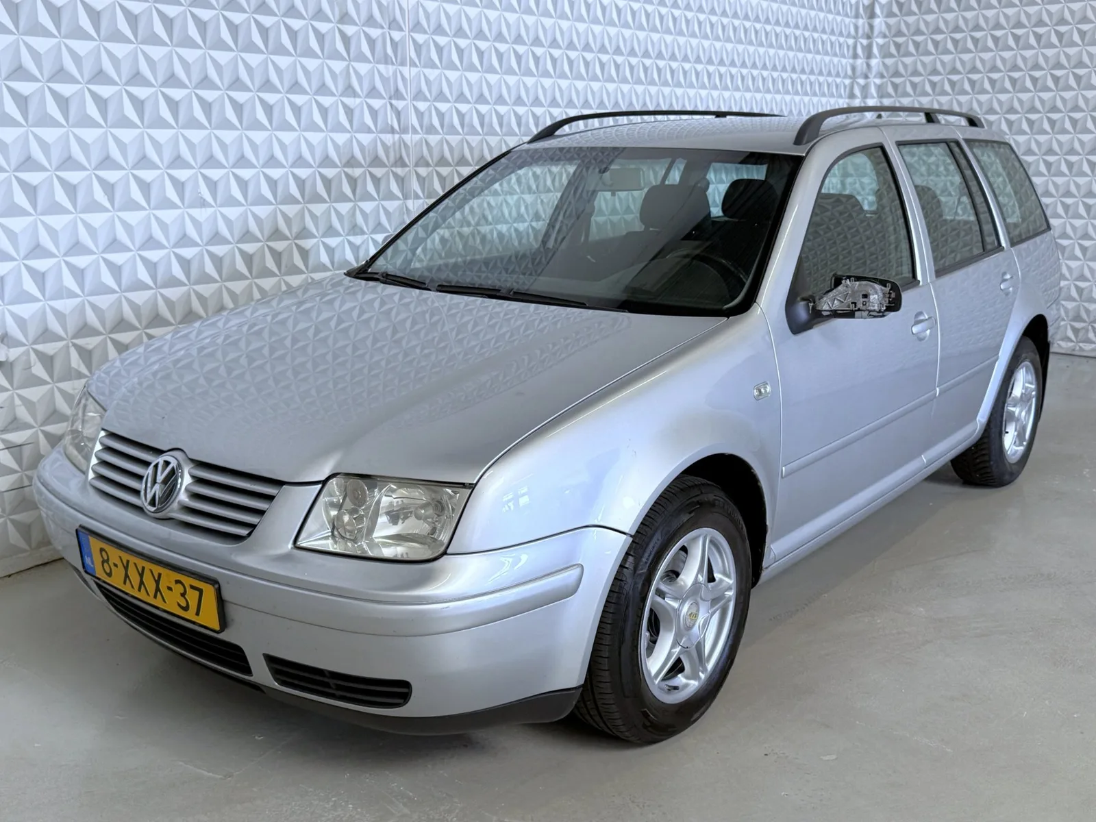 Volkswagen Bora Variant (2002) — foto 1