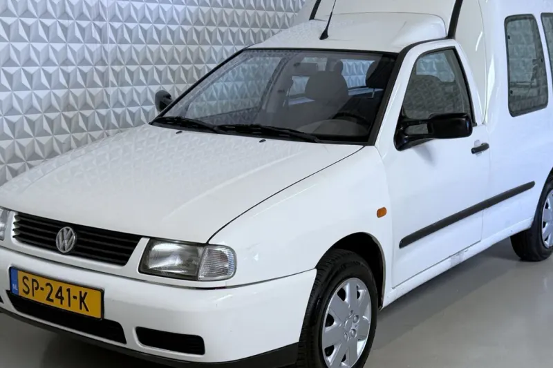 Volkswagen Caddy (2001)