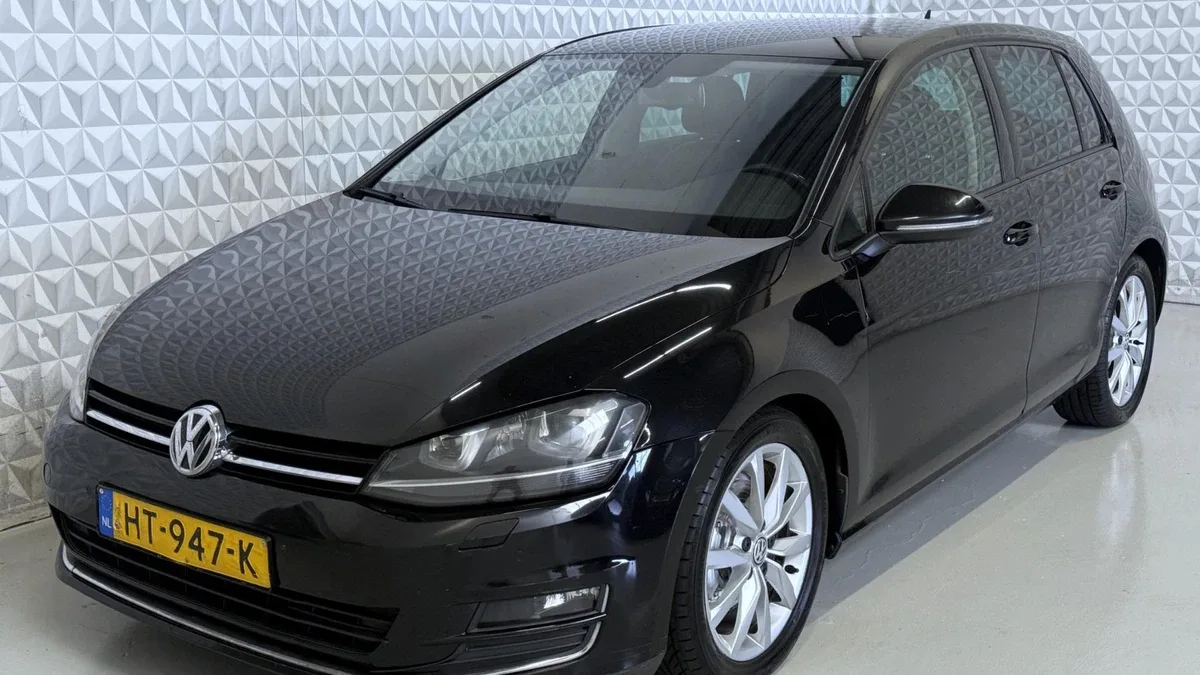 Volkswagen Golf (2015) — foto 1