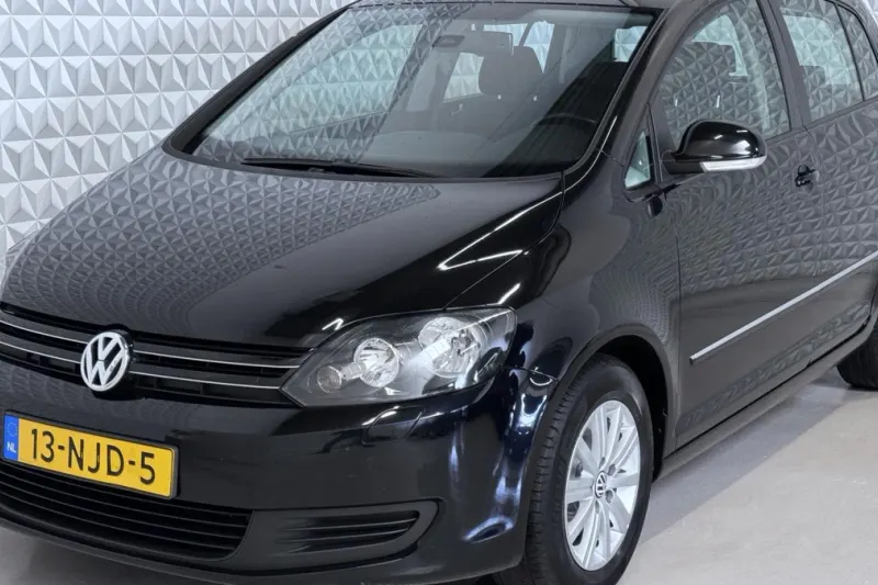Volkswagen Golf (2010)