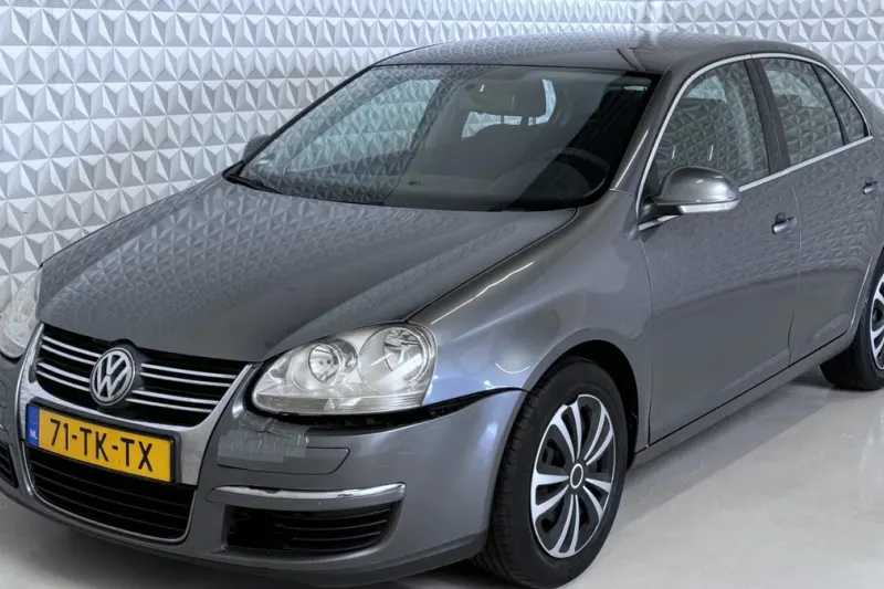 Volkswagen Jetta (2006)