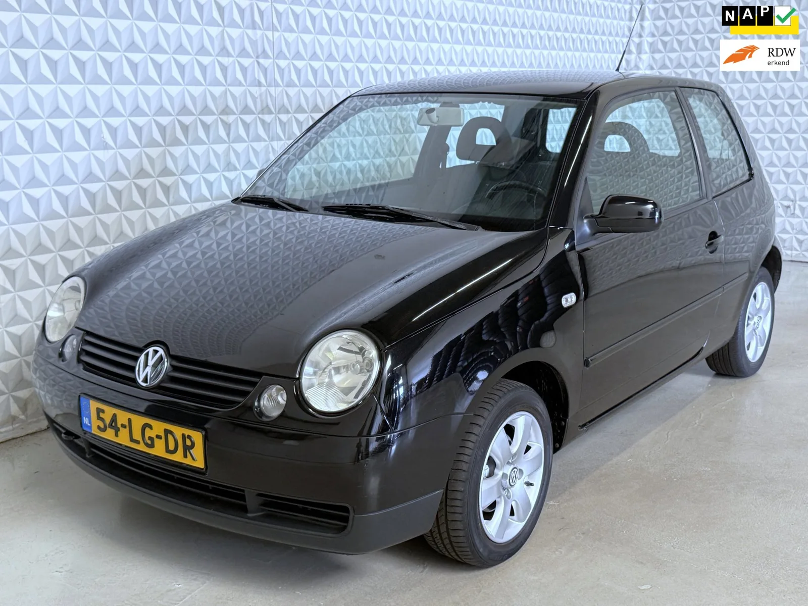 Volkswagen Lupo (2003) — foto 1