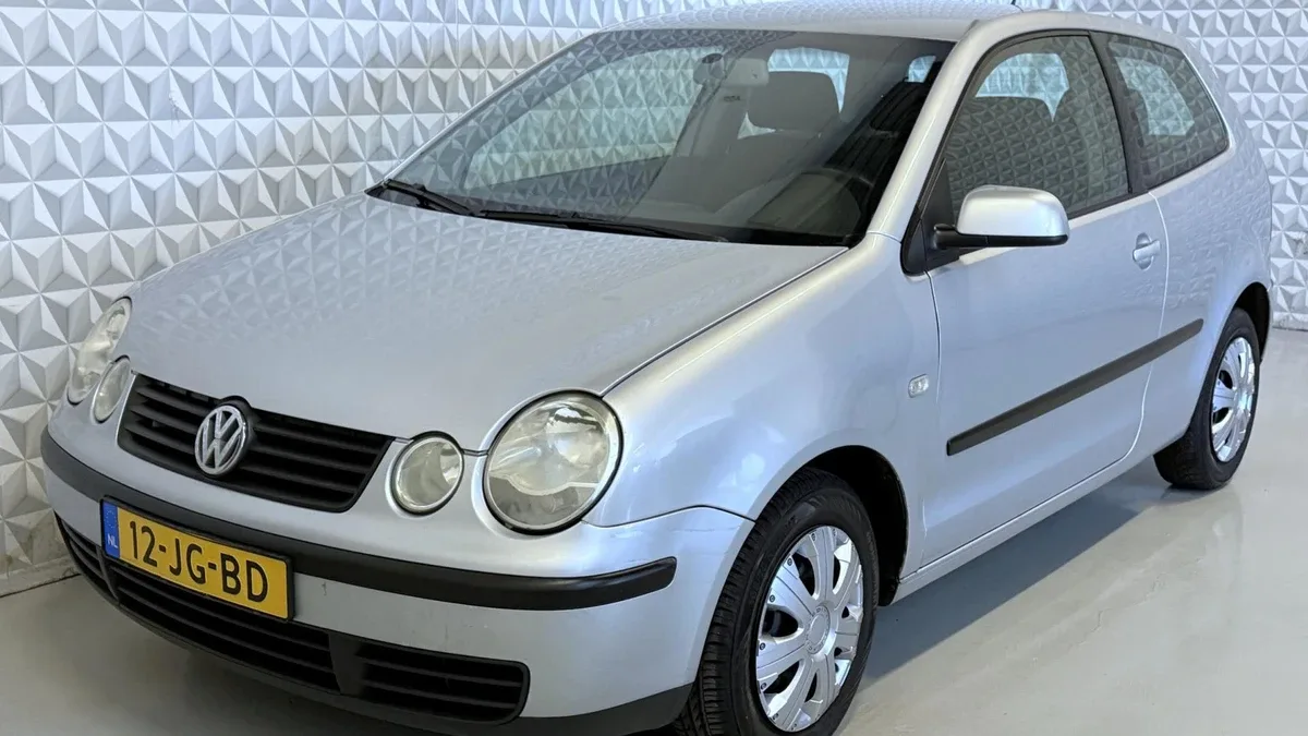 Volkswagen Polo (2002) — foto 1