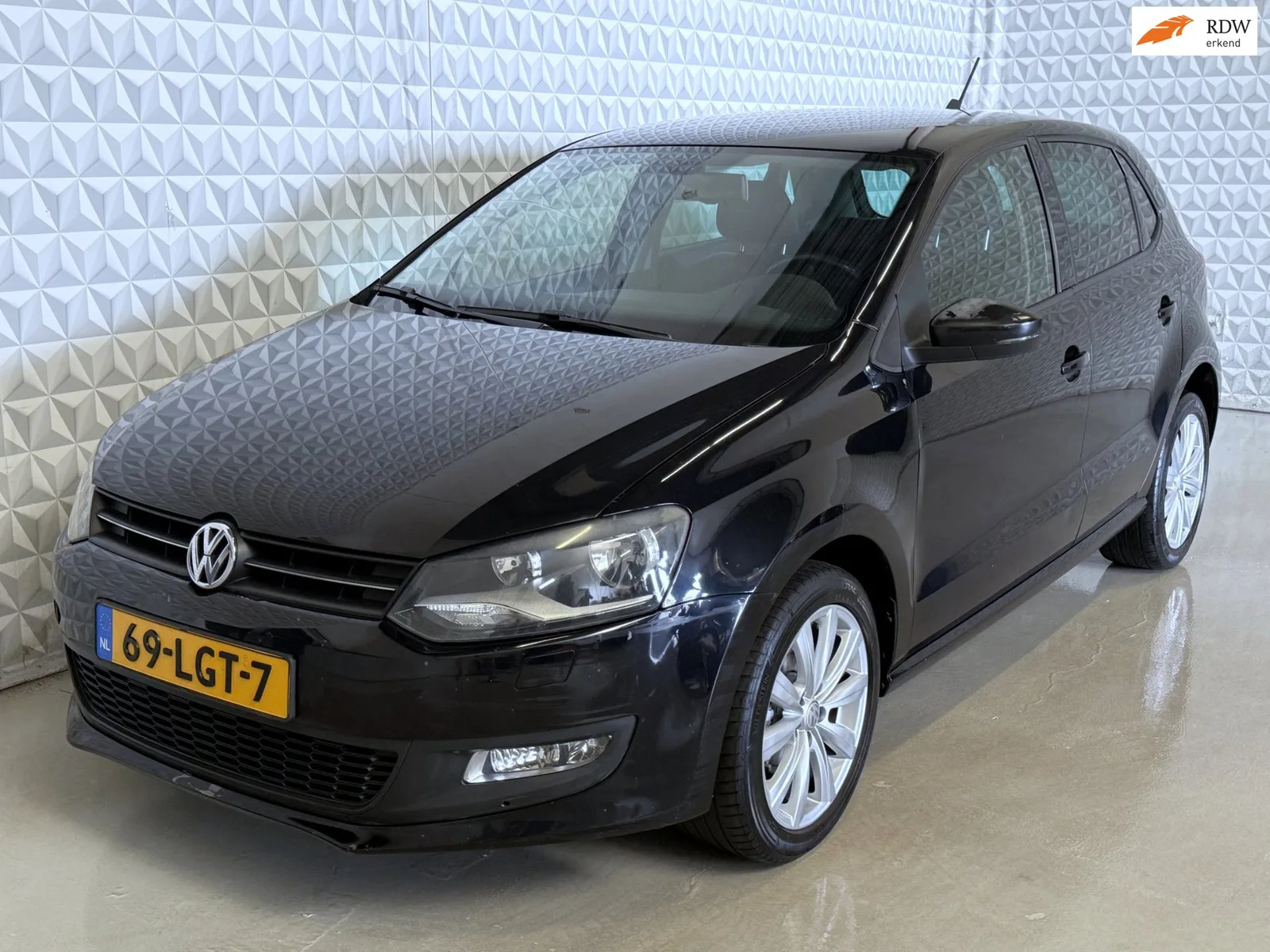Volkswagen Polo (2009) — foto 1