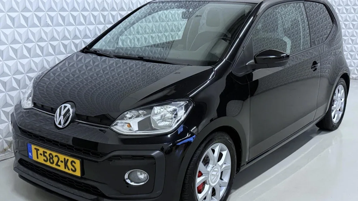 Volkswagen Up! (2016) — foto 1