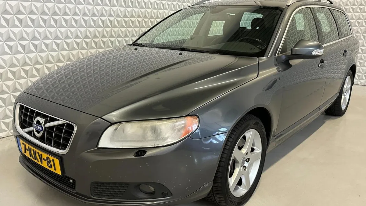 Volvo V70 (2008) — foto 1