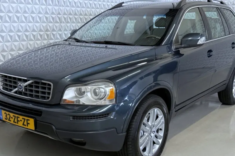 Volvo XC90 (2008)