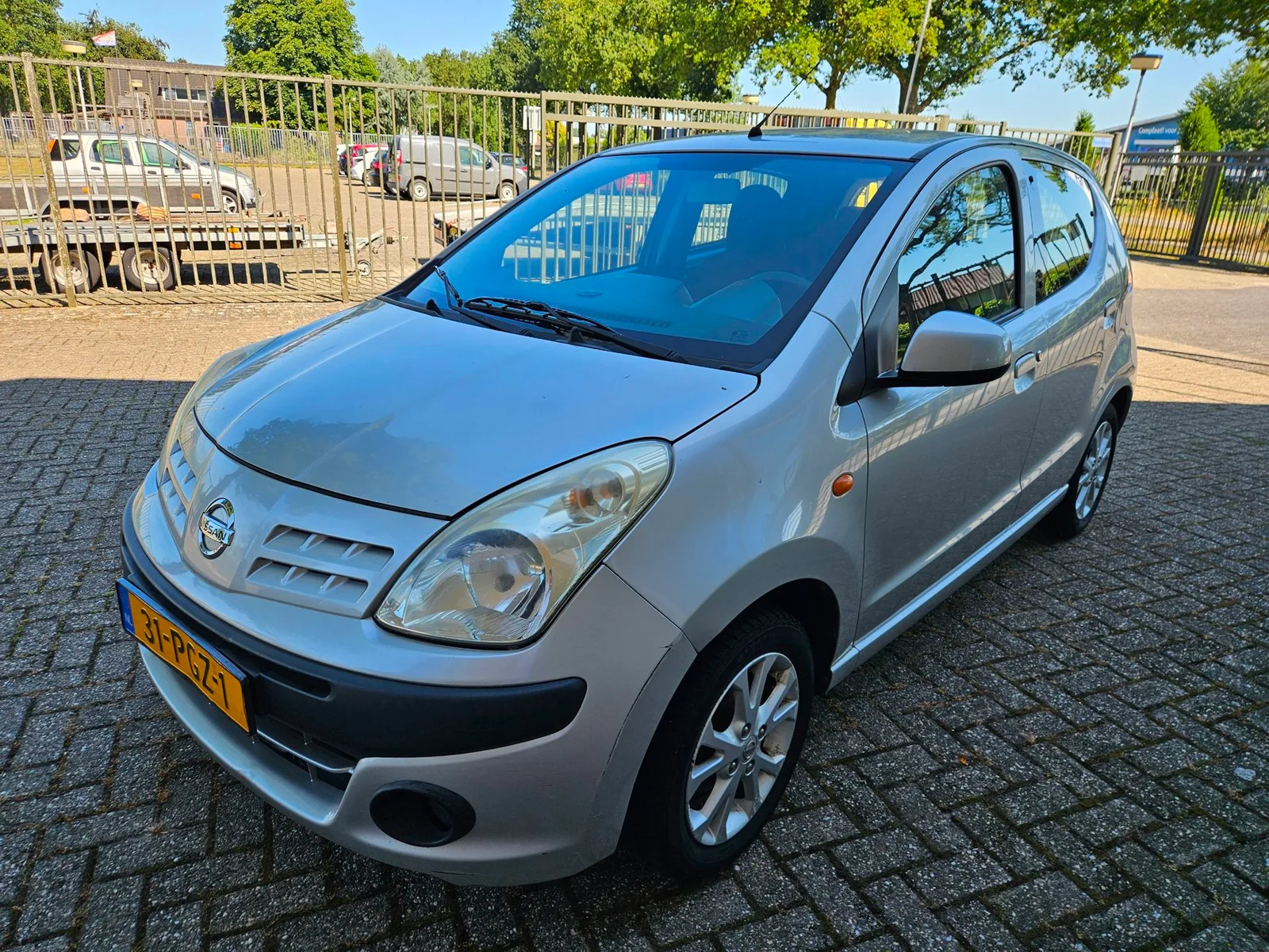Nissan Pixo (2011) — foto 1