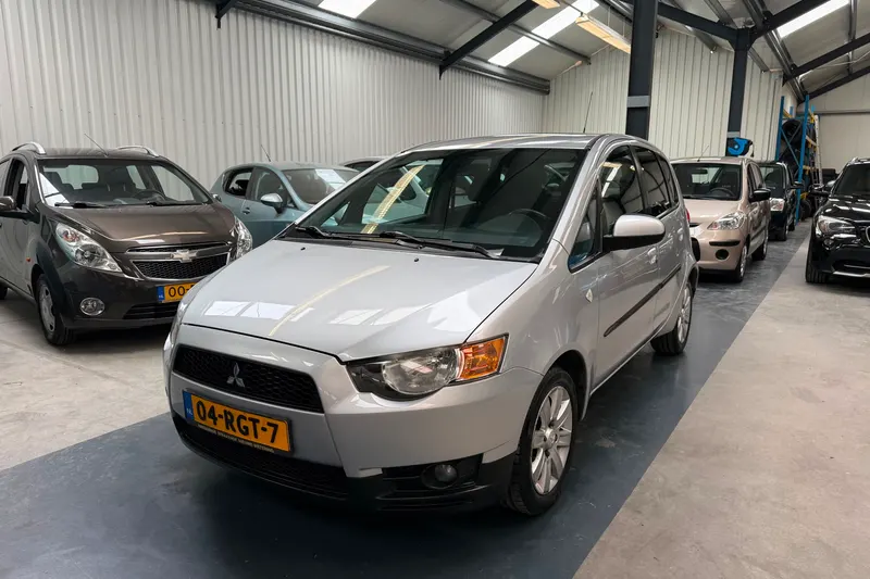 Mitsubishi Colt (2011)