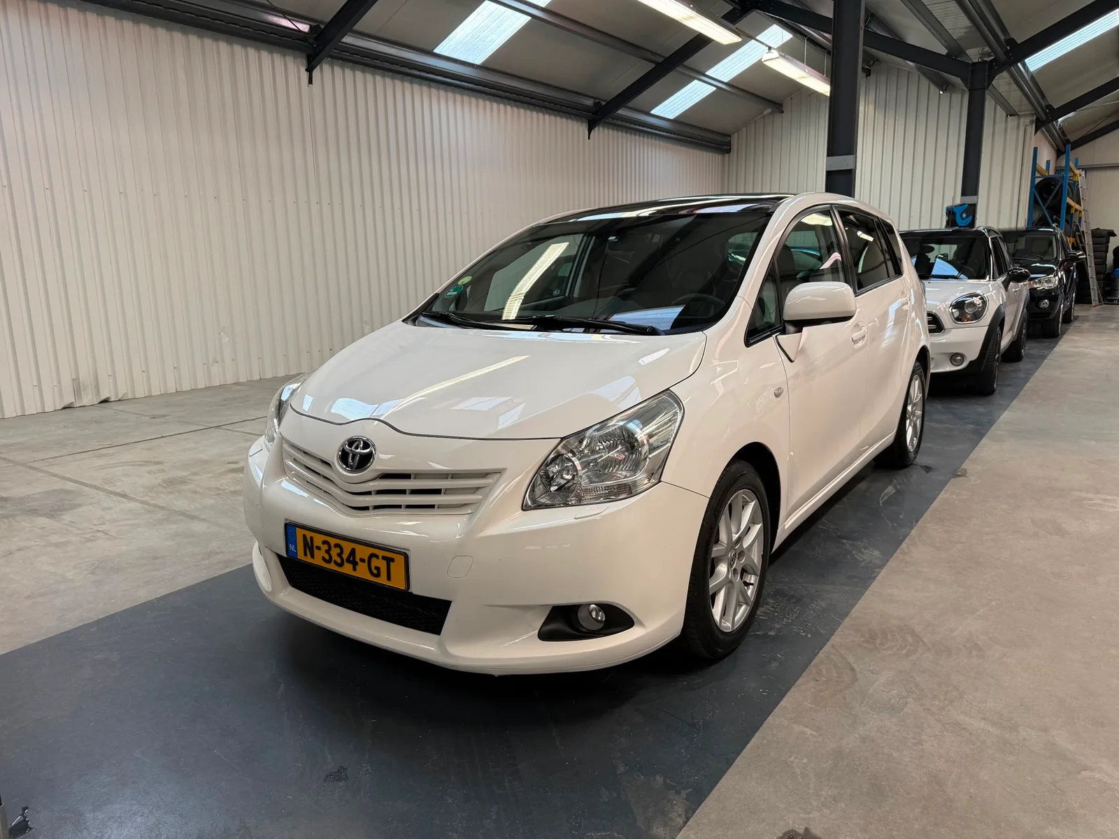 Toyota Verso (2010) — foto 1