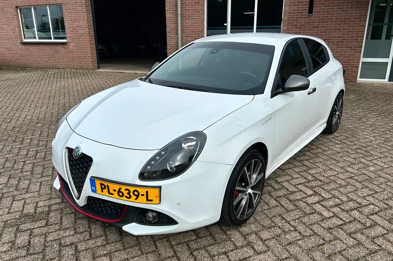 Alfa Romeo Giulietta (2017)