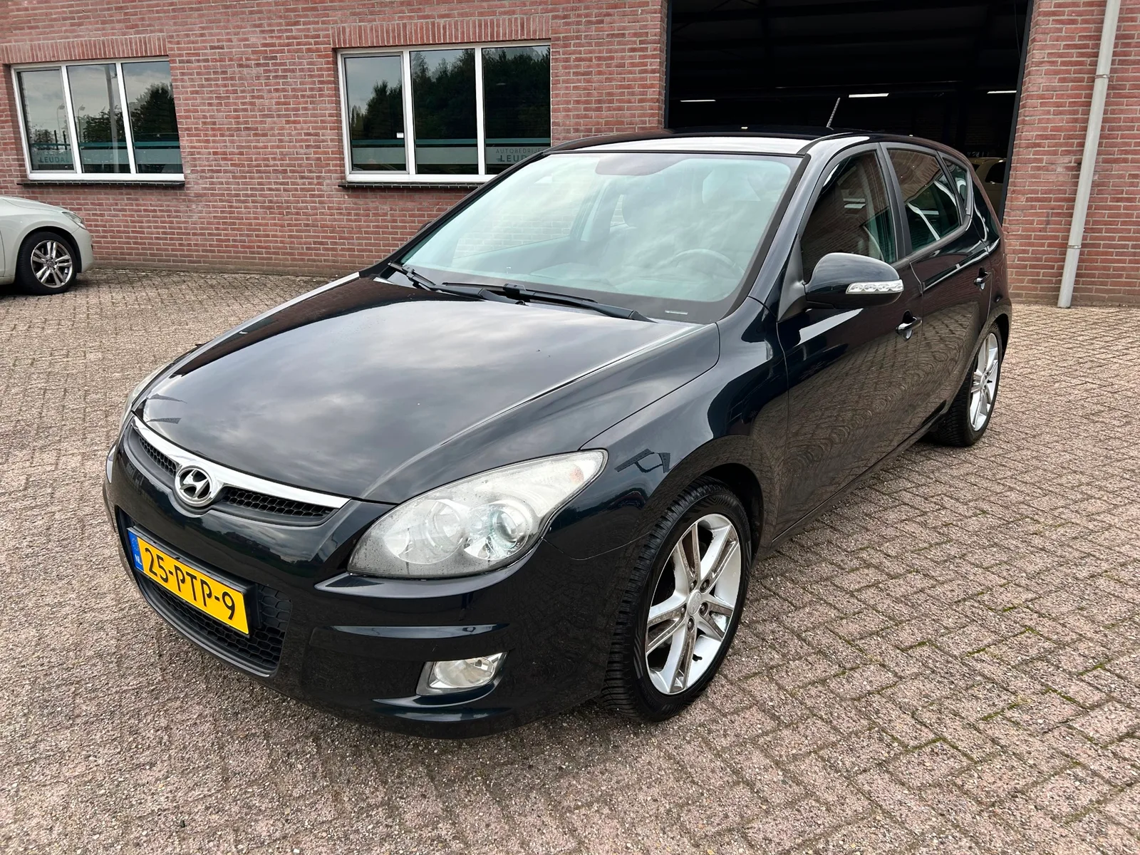 Hyundai i30 (2011) — foto 1