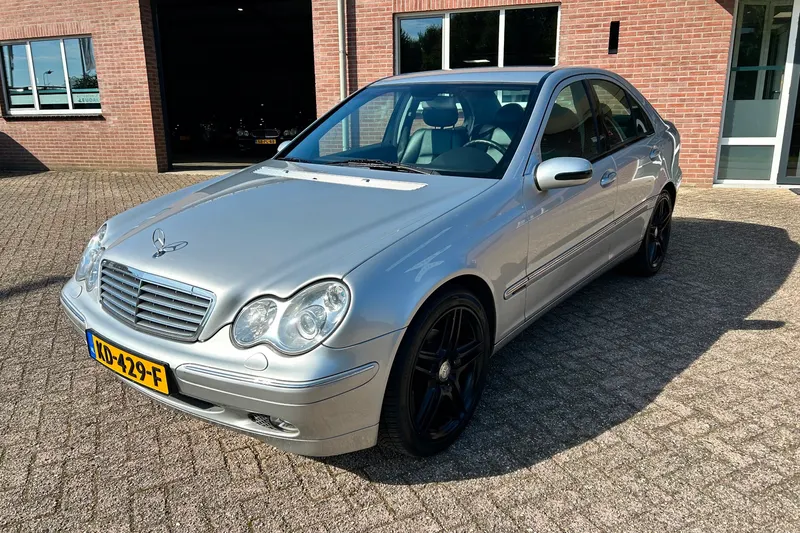 Mercedes-Benz C-Klasse (2003)
