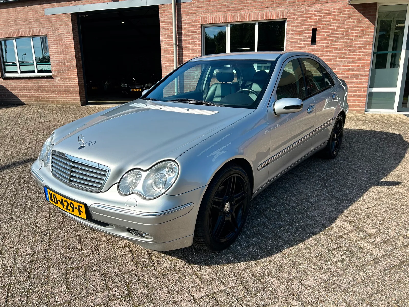 Mercedes-Benz C-Klasse (2003) — foto 1